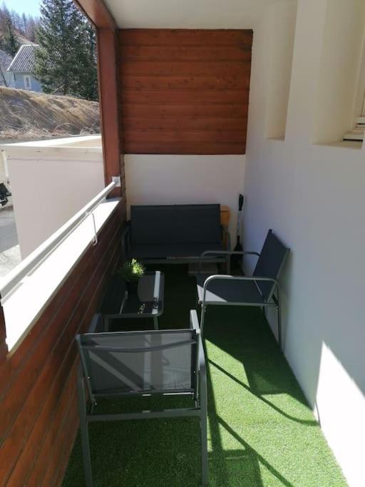 Appartement Avec Grande Terrasse Allos Exterior photo